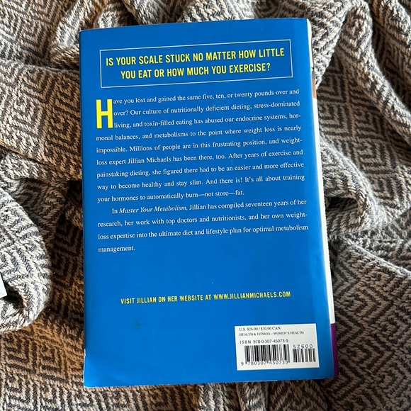 2 Book Bundle Jillian Michaels Master Your Metabolism and Making The Cut Health - Picture 3 of 15